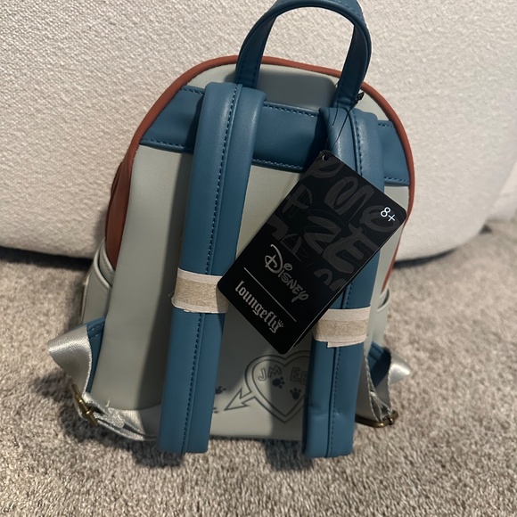 NWT Disney’s Lady & The Tramp Cosplay Loungefly Backpack - Picture 2 of 3